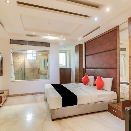 Townhouse 939 Hotel Gagan Inn Near Satyam Inox Patel Nagar Neu-Delhi Exterior foto