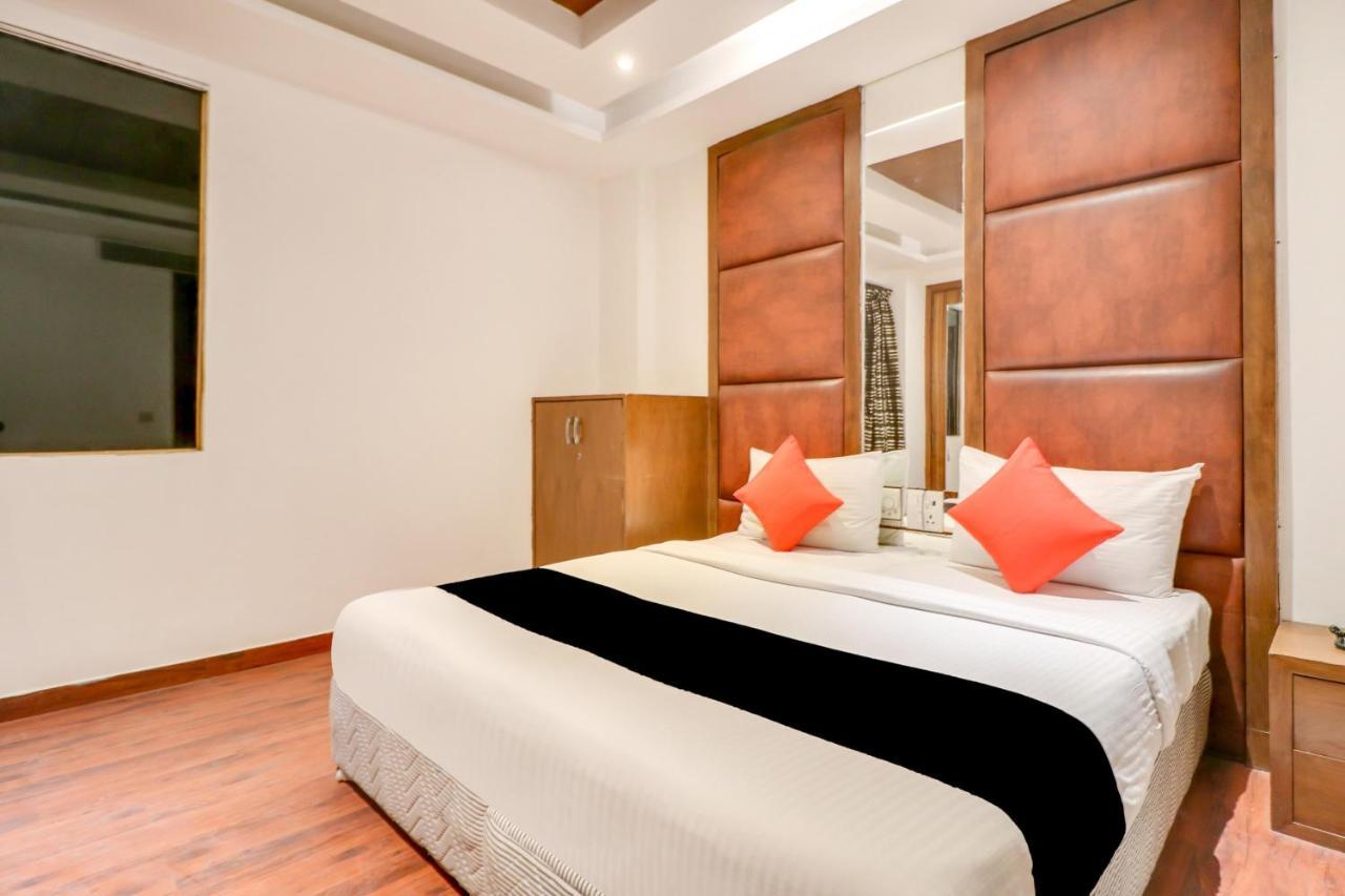 Townhouse 939 Hotel Gagan Inn Near Satyam Inox Patel Nagar Neu-Delhi Exterior foto