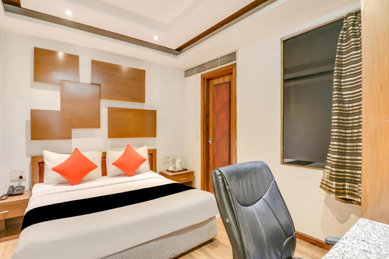 Townhouse 939 Hotel Gagan Inn Near Satyam Inox Patel Nagar Neu-Delhi Exterior foto